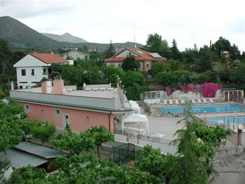 campeggio-la-pineta-salea-albenga-kihmw