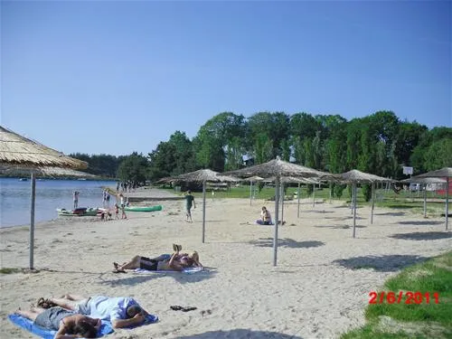 ferienpark-am-bernsteinsee-conneforde-bei-wiefelstede-iuuhf