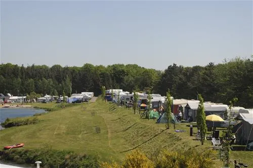 ferienpark-am-bernsteinsee-conneforde-bei-wiefelstede-sr2el