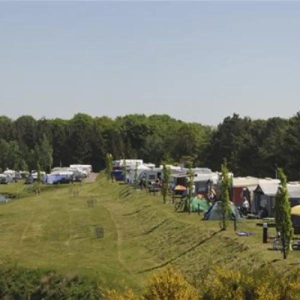 ferienpark-am-bernsteinsee-conneforde-bei-wiefelstede-sr2el