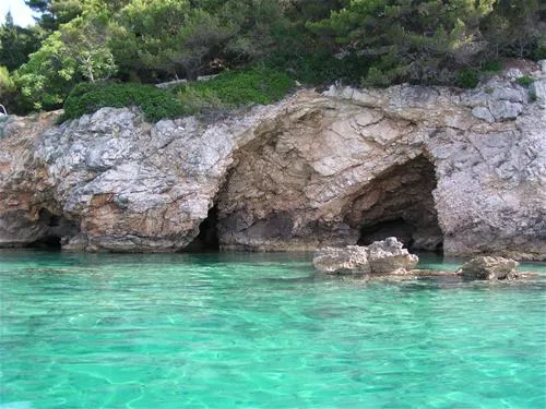camping-pod-maslinom-oraac-adwye