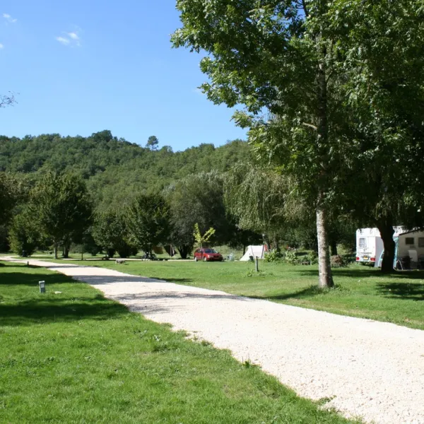 camping-val-en-theze-montcabrier-83zhv