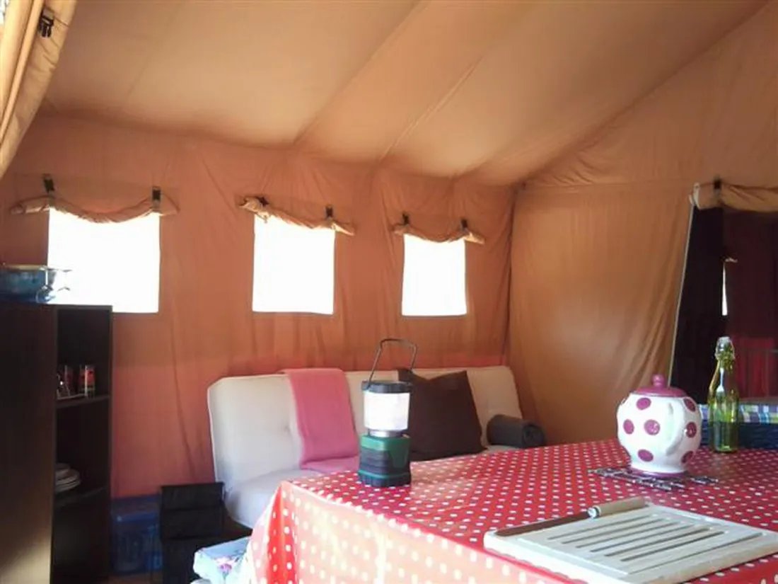camping-val-en-theze-montcabrier-axuna