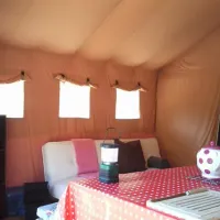 camping-val-en-theze-montcabrier-axuna