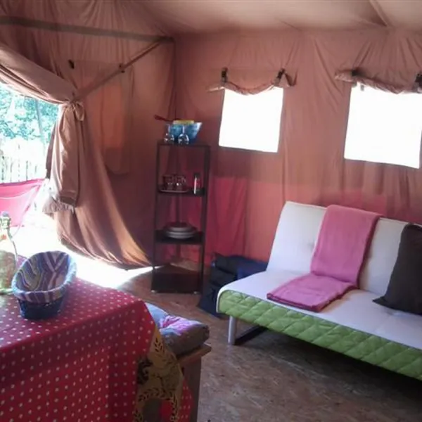 camping-val-en-theze-montcabrier-cumuw