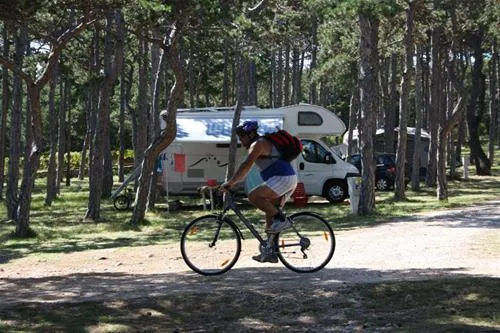 camping-planik-razanac-afwib