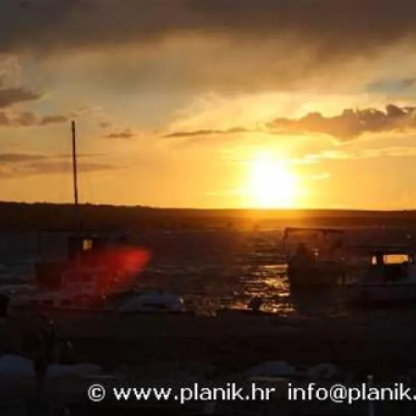 camping-planik-razanac-bqccb