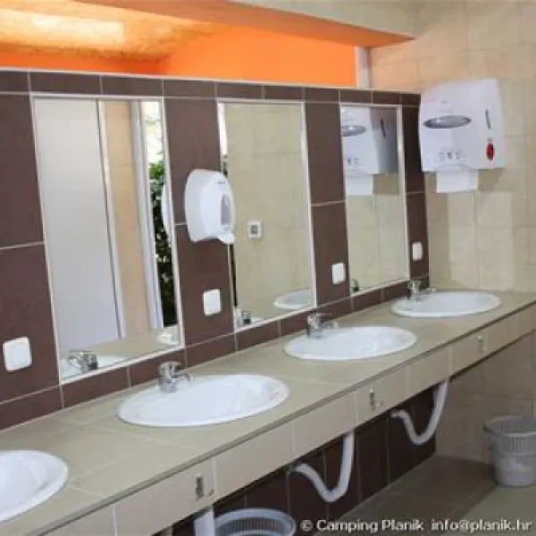 camping-planik-razanac-qbehj