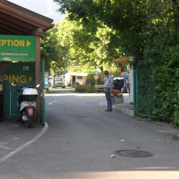 schwimmbadcamping-hall-hall-in-tirol-objez