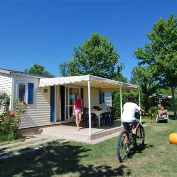 camping-aquarius-sant-pere-pescador-hvkwc