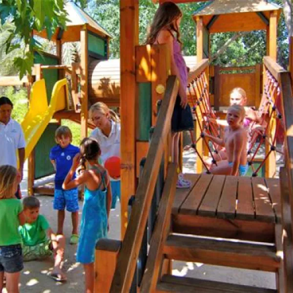 camping-aquarius-sant-pere-pescador-nzl9u