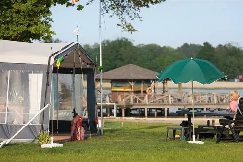 recreatiepark-ermerstrand-erm-dmmxh