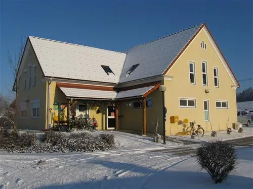 thermenland-camping-rath-und-pichler-bad-waltersdorf-benro