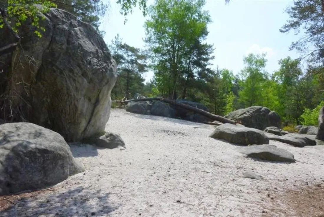 camping-la-musardiere-milly-la-foret-z3ps3