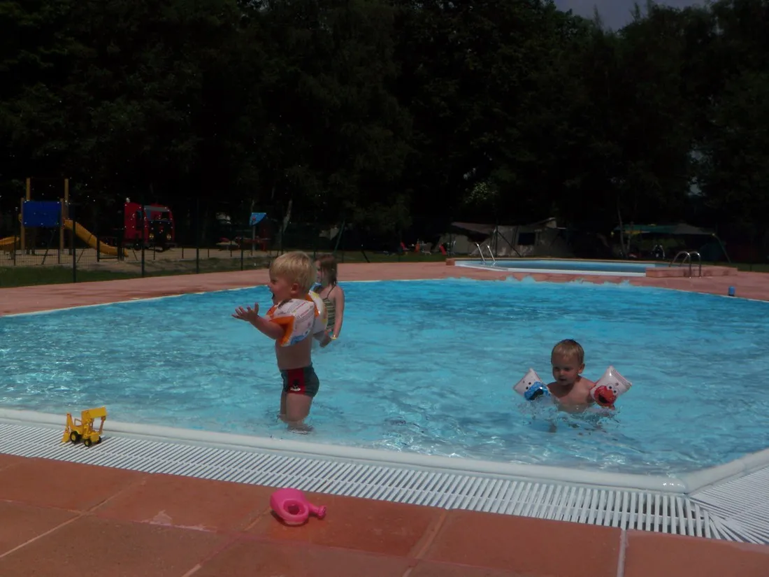 camping-la-musardiere-milly-la-foret-zypuy