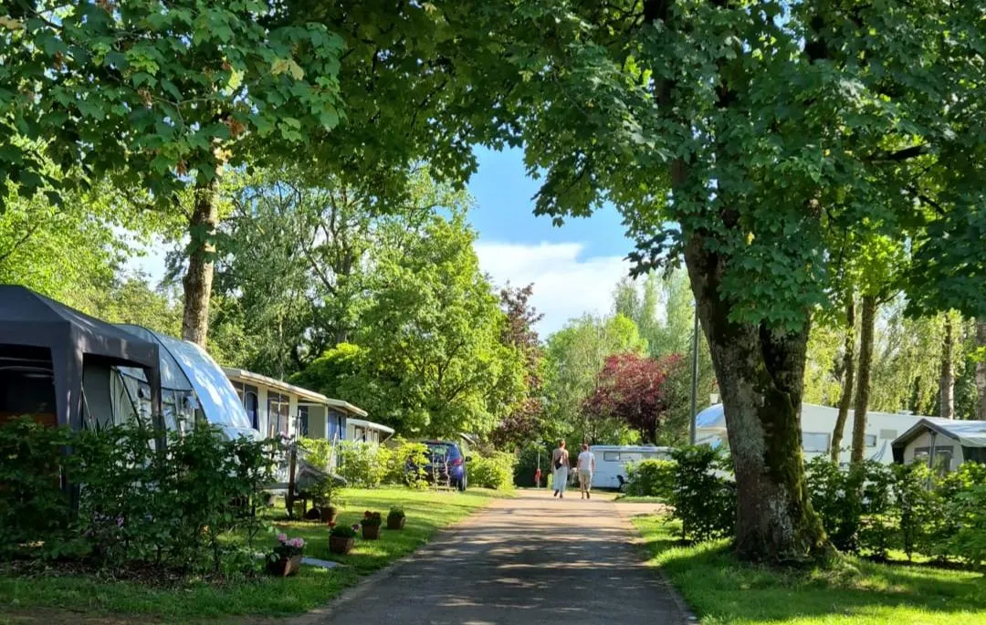 camping-gaalgebierg-eschsuralzette-ohjy1