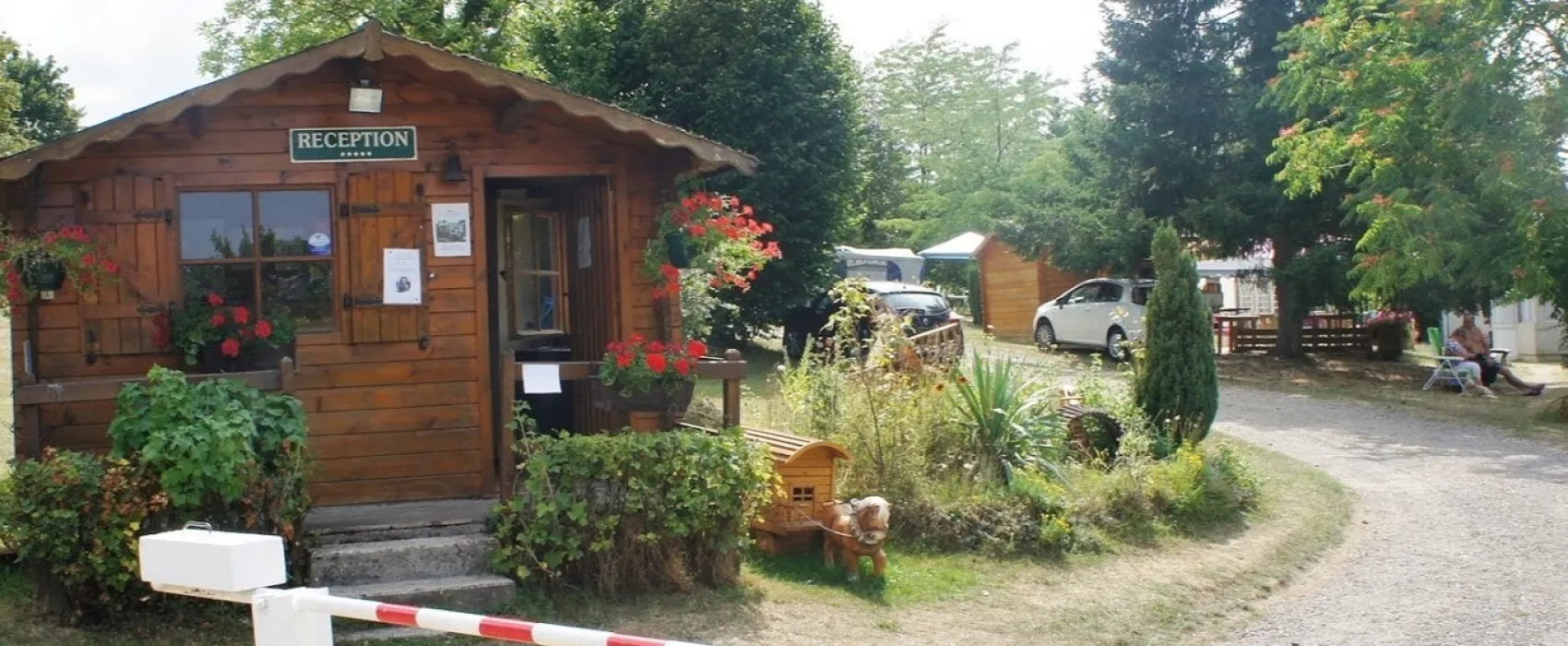 Camping Les Usages