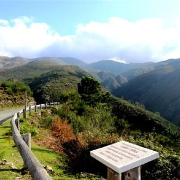camping-site-lima-escape-entreambososrios-ponte-da-barca-pityx