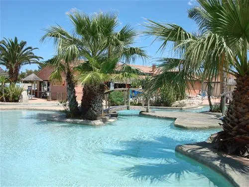 camping-club-lou-village-valras-plage-osajb