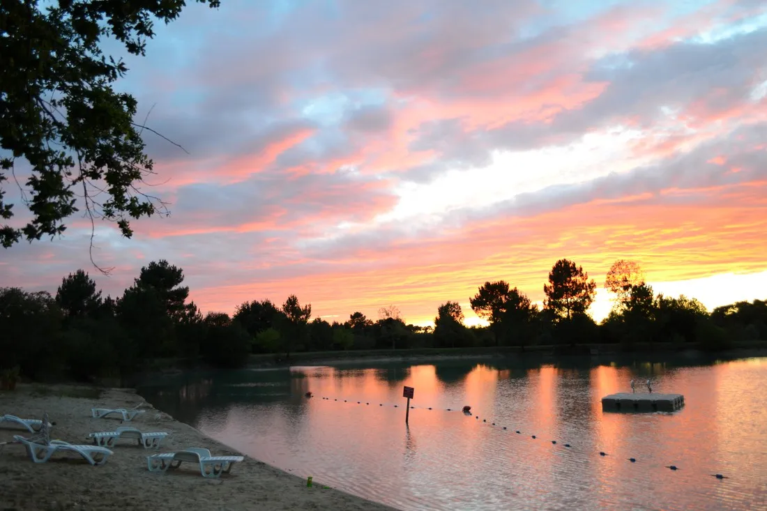 camping-le-chne-du-lac-gironde-cowz4