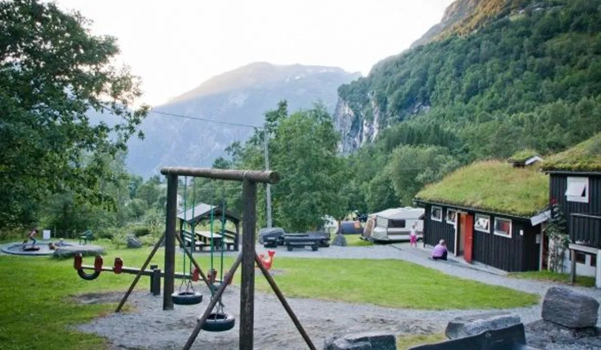 naf-vinje-camping-geiranger-uphqf