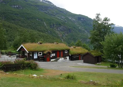 naf-vinje-camping-geiranger-yuuza