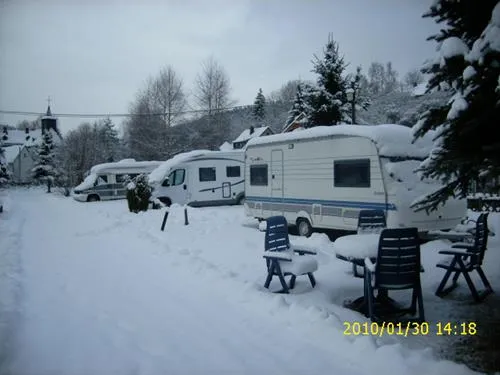 camping-oosbachtal-gerolsteinmllenborn-rjmcw