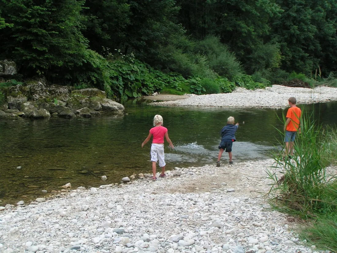 camping-larc-en-ciel-isre-lgf7v