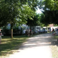 camping-larc-en-ciel-isre-peegw