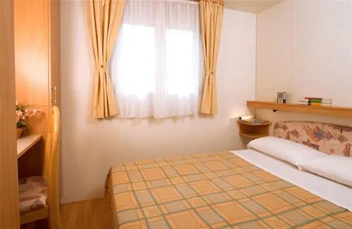 camping-bungalow-village-delle-rose-gatteo-mare-5uzao