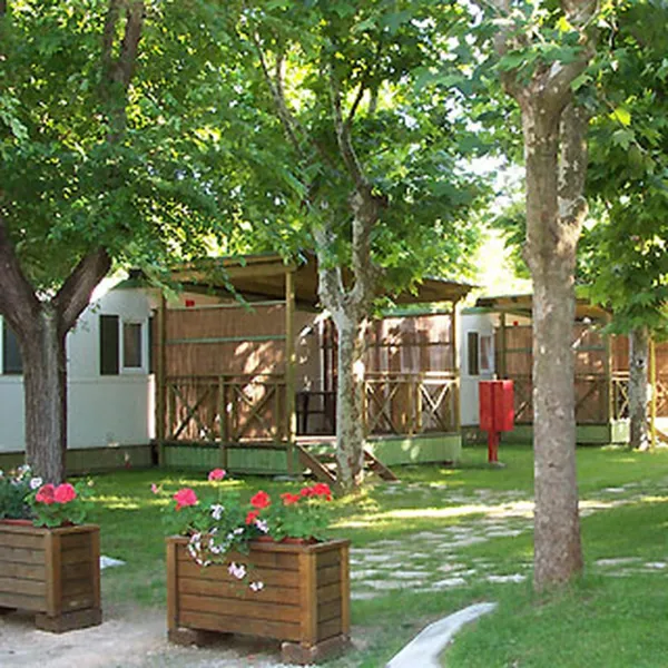 camping-bungalow-village-delle-rose-gatteo-mare-vbb0x