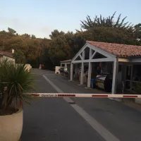 camping-la-grainetiere-la-flotte-en-r-0r9ti