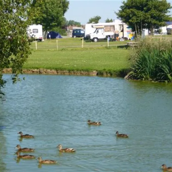 fairfields-farm-caravan-camping-park-pevensey-o9ppg