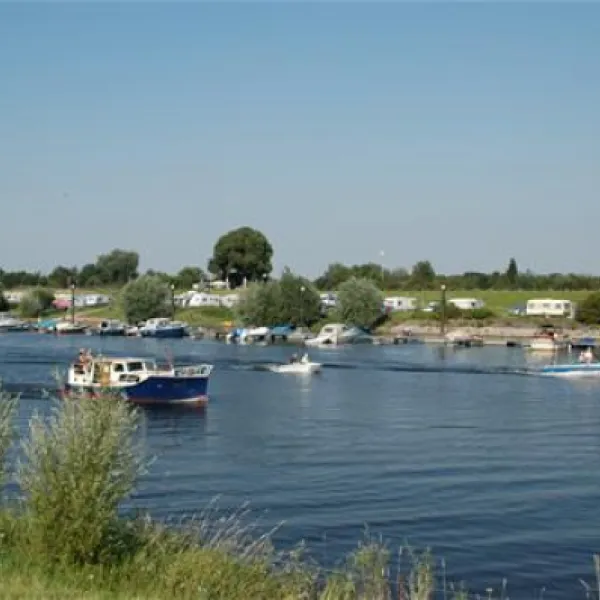 camping-jachthaven-het-zwarte-schaar-doesburg-by6b8