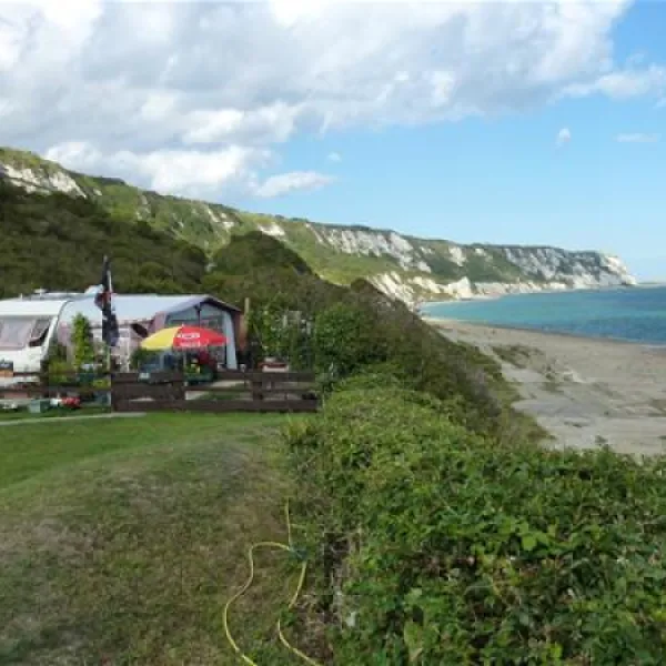 camping-caravanning-club-site-folkestone-folkestone-l2gmc