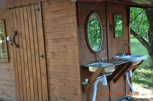 campsite-mir-mir-0d2yd