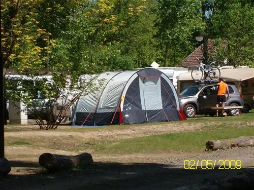 camping-am-kulkwitzer-see-leipzig-azo9y