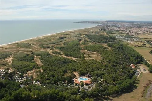 camping-les-cypres-st-gilles-croix-de-vie-xjrzu