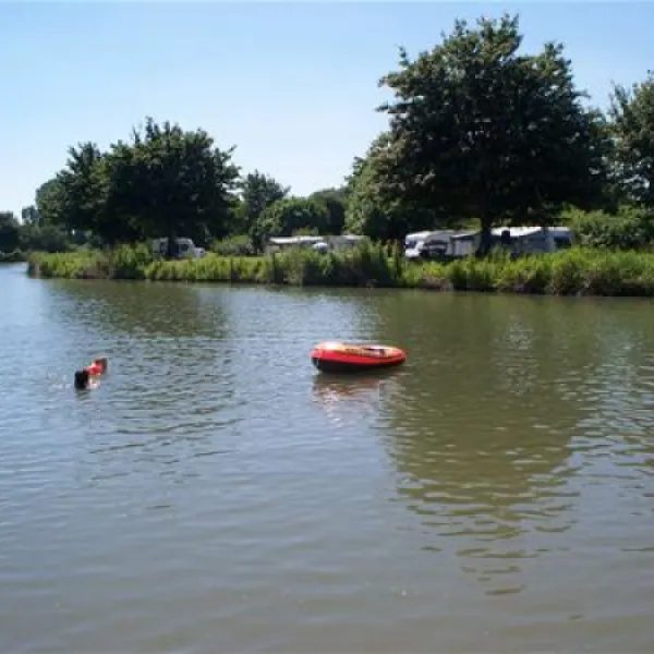 camping-am-leuchtturm-drochtersenkrautsand-f2lyj
