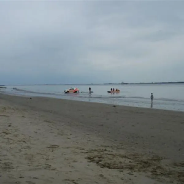camping-am-leuchtturm-drochtersenkrautsand-juoxe