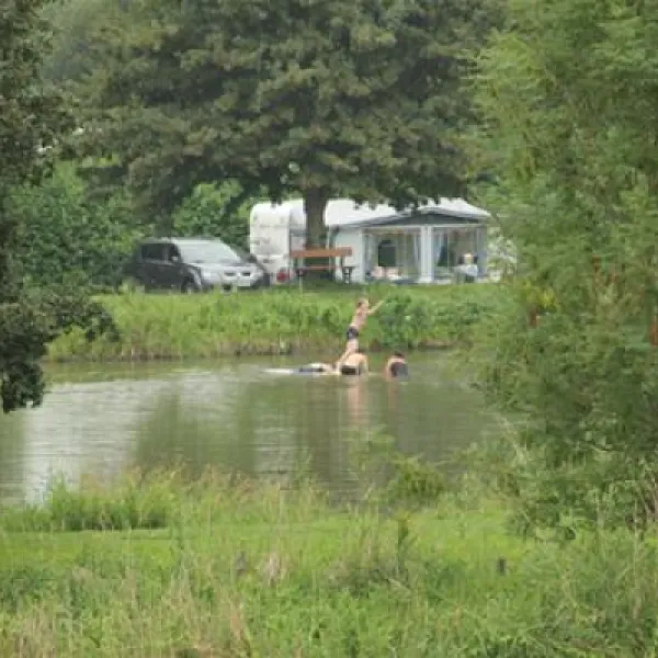 camping-am-leuchtturm-drochtersenkrautsand-ucebb