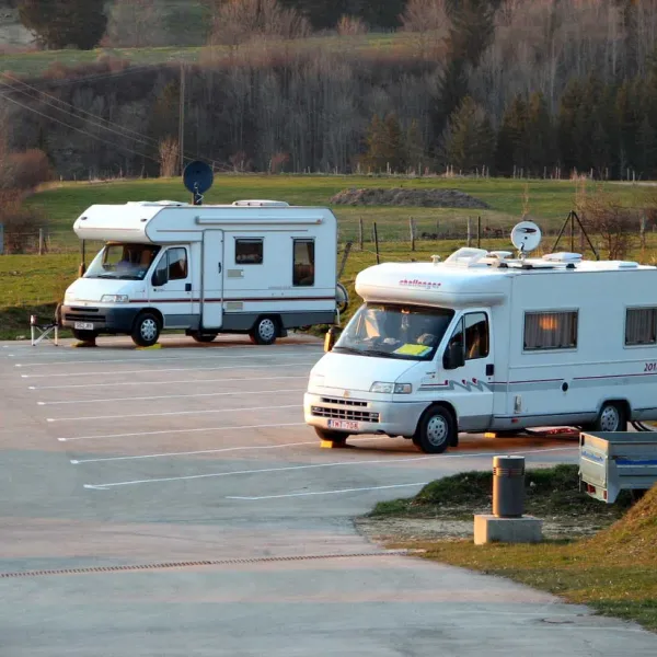 camping-le-larmont-doubs-ghtlj