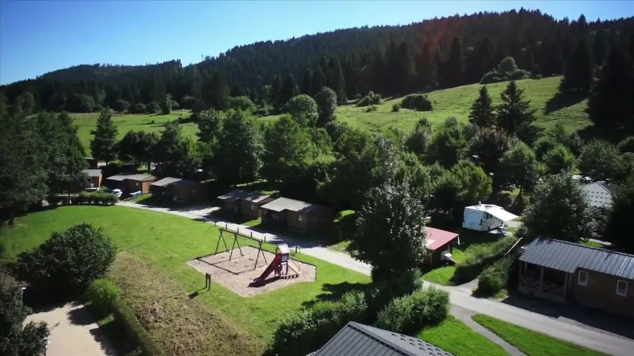 camping-le-larmont-doubs-te4ej