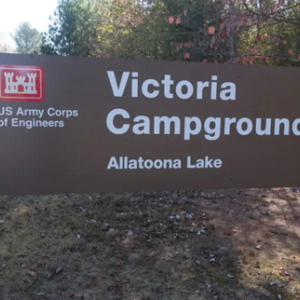 victoria-campground-woodstock-t8rwi