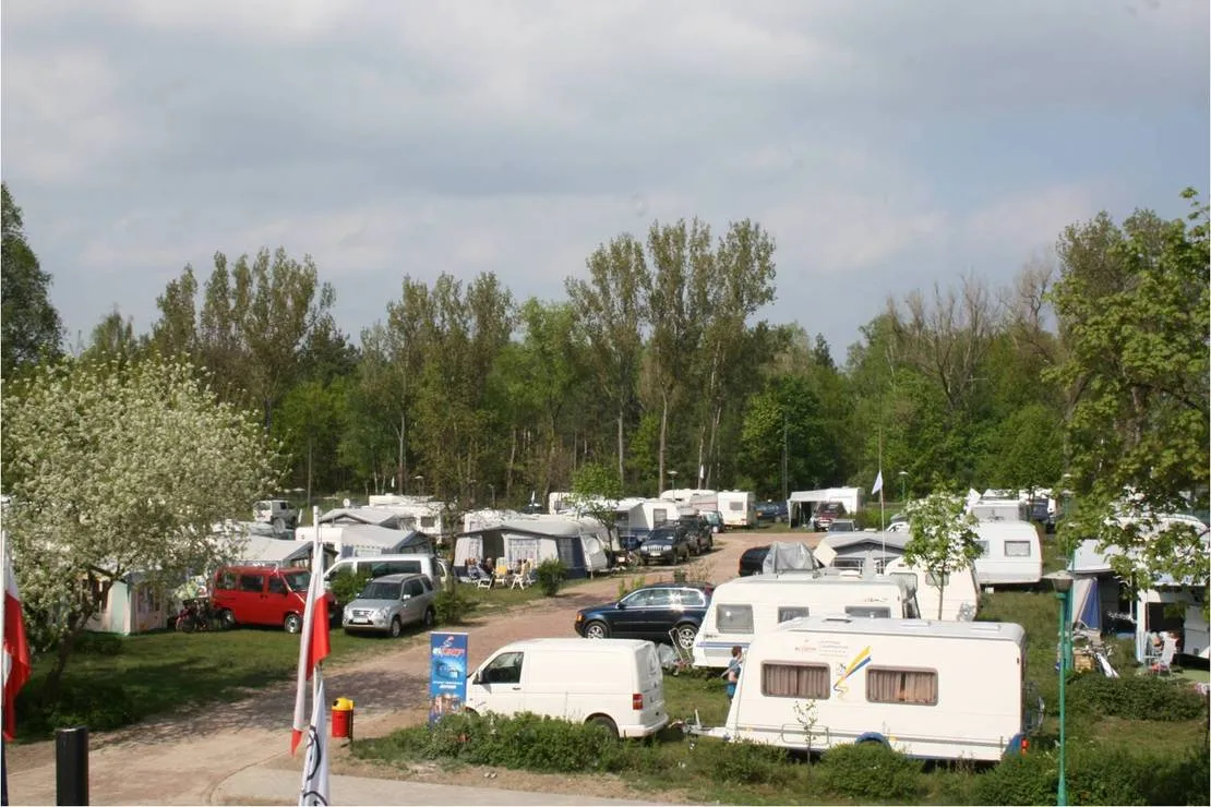 camping-sloneczny-slawa-j3mle