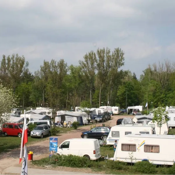 camping-sloneczny-slawa-j3mle