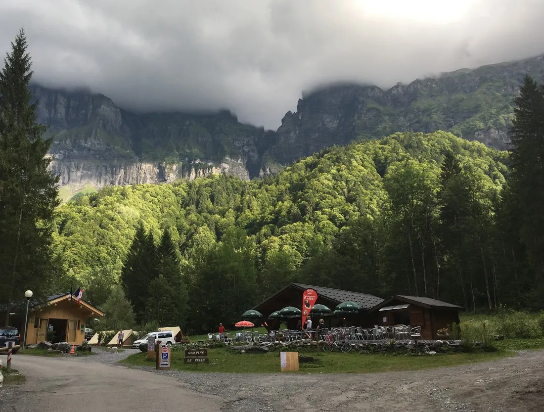 municipal-le-pelly-sixt-fer-a-cheval-cymmc