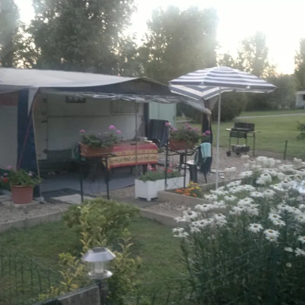 municipal-lile-de-amour-pont-sur-yonne-pborw