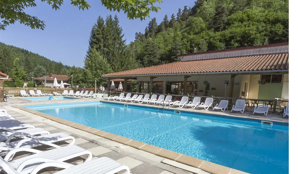 camping-le-vaubarlet--sainte-sigolene-83n9v