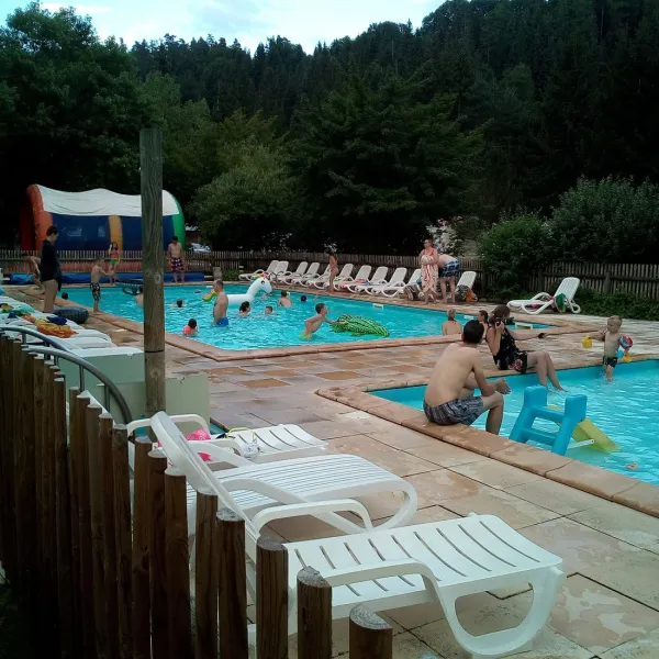 camping-le-vaubarlet--sainte-sigolene-epepu